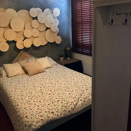 16 Apartment *