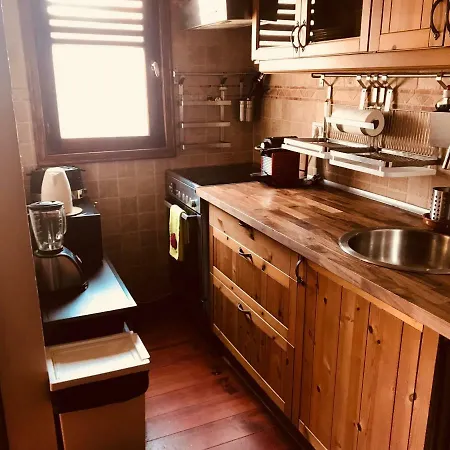 16 Apartment *