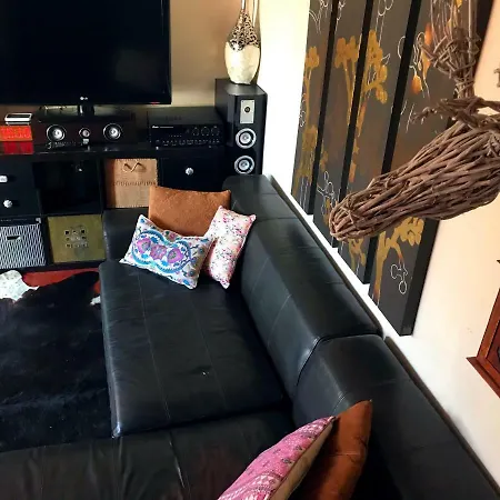 16 Apartment *