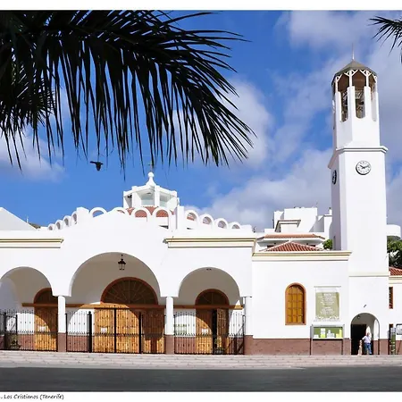 16 * Los Cristianos (Tenerife)